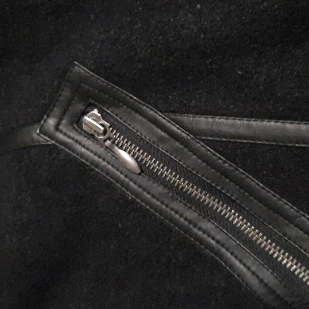Jessica Simpson VEST - Picture 7 of 10